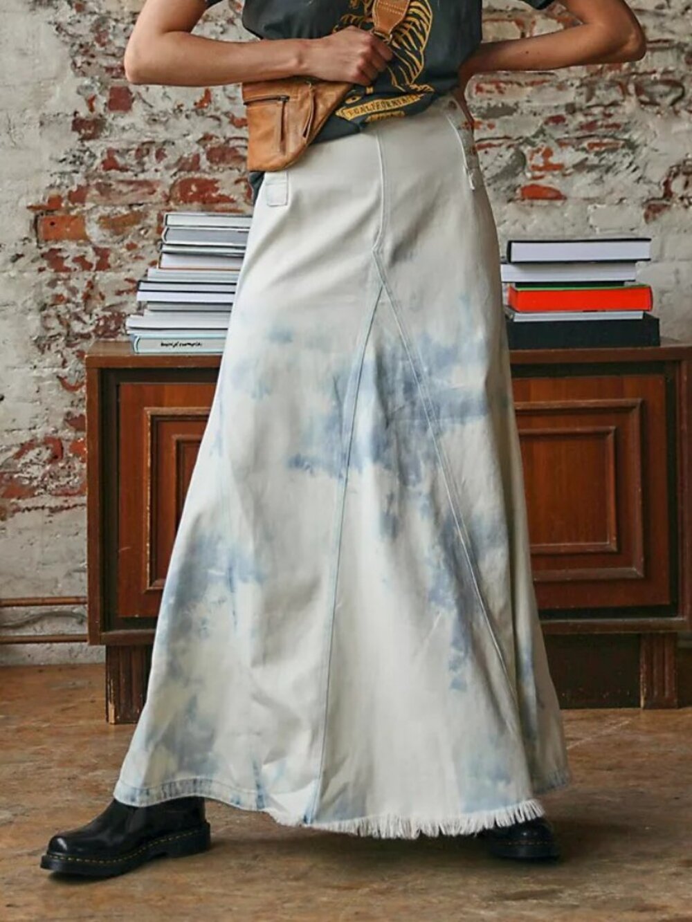 FREE PEOPLE We the Free Road Trip Tie-Dyed Denim Maxi Skirt ** Size 0